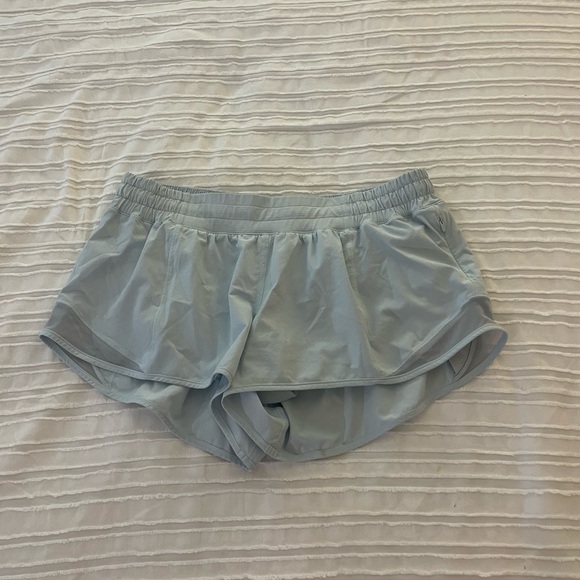 Lululemon Hotty Hot Shorts - Picture 3 of 5